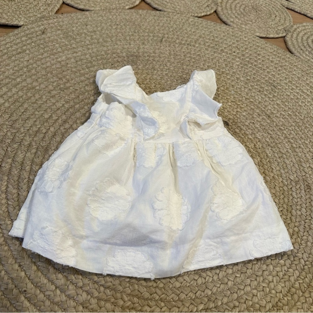 Zara baby ruffle white dress 3/6 m